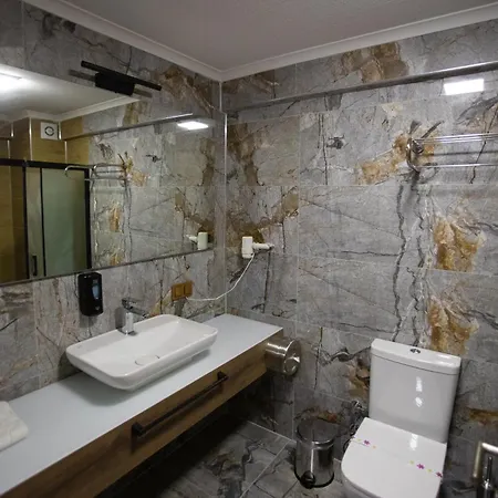 호텔 E87 Highway *