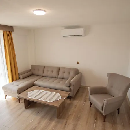 E87 Highway 호텔 Ören