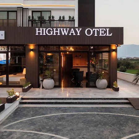 ホテル E87 Highway