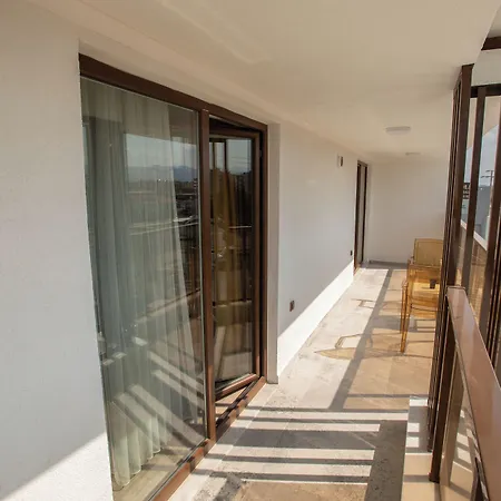 ホテル E87 Highway