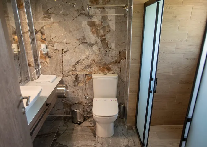 酒店 E87 Highway *